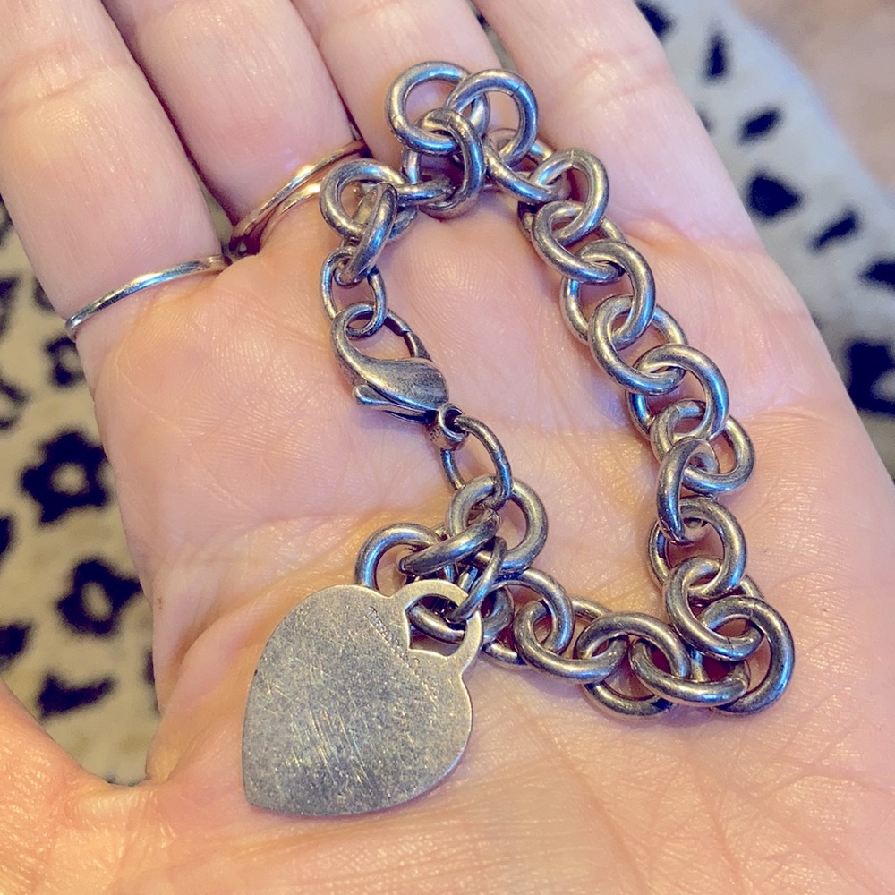 Tiffany bracelet with heart charm Tiffany & Co 925 sterling silver 7.25” long